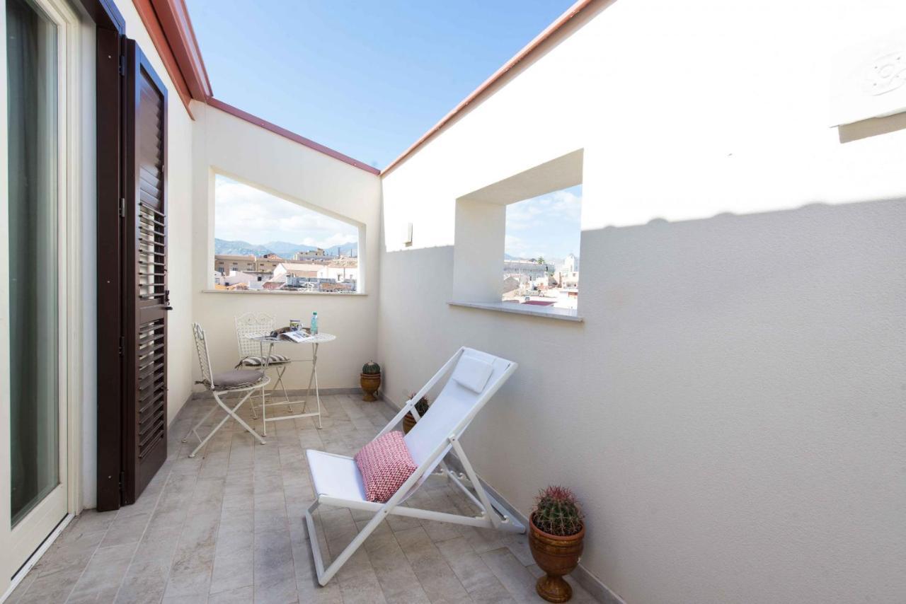 Cassaro Apartment Con Terrazza By Wonderful Italy Palermo Luaran gambar